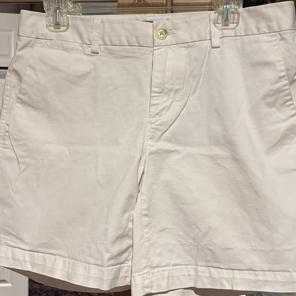 SALE!!!!  BANANA REPUBLIC COTTON TWILL SHORTS 6